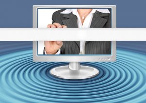 インストリーム広告とオーバーレイ広告のダブル使いが効果的な理由