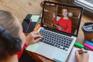 動画ってどうやって活用するの？動画の効果的な活用方法を紹介