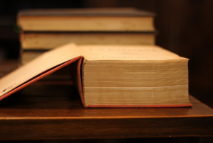 「売上を上げる」を言い換える！相手に伝わりやすくなる言葉とは