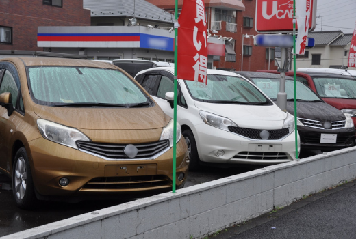 車屋の集客はWebとチラシの両方が有効！おすすめの集客方法とは