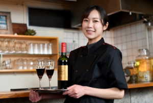 飲食店のマーケティング手法を解説！オンラインマーケティングが注目